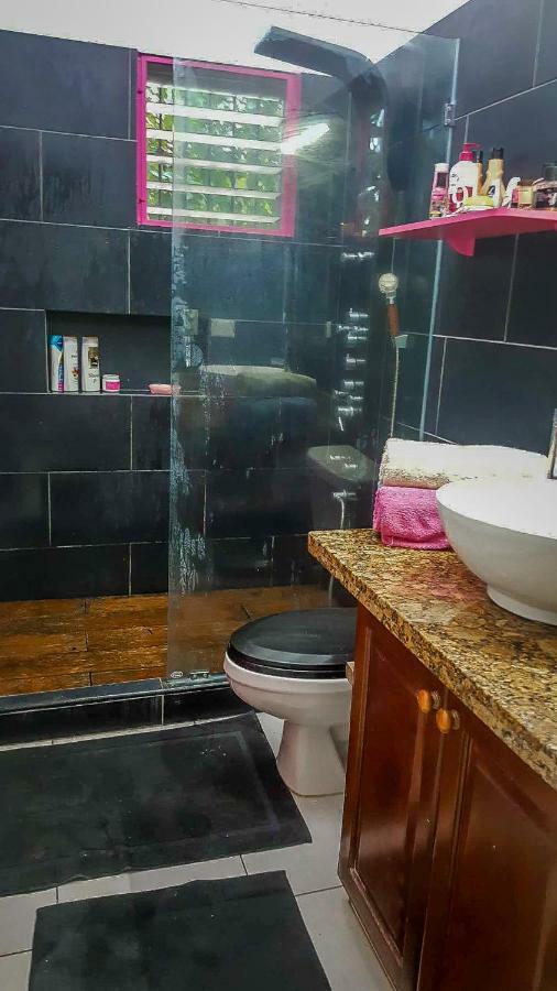Villa Strelitzia Кабарете Екстериор снимка