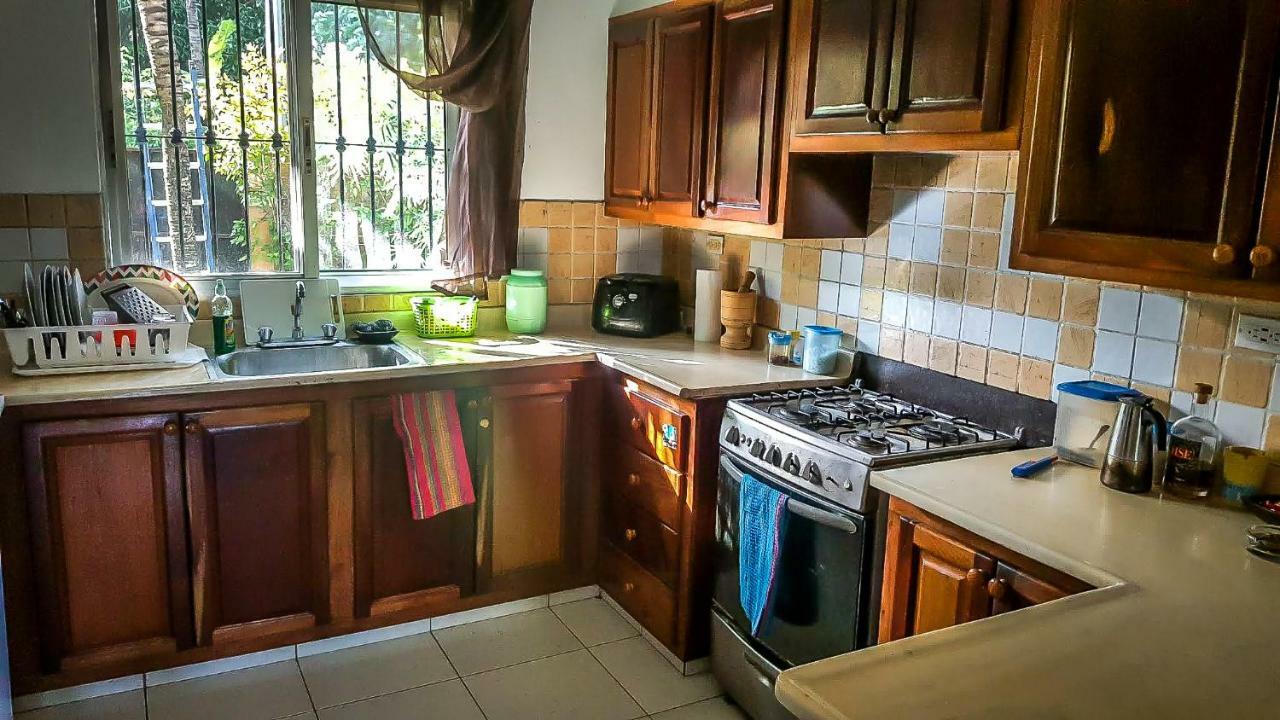 Villa Strelitzia Кабарете Екстериор снимка