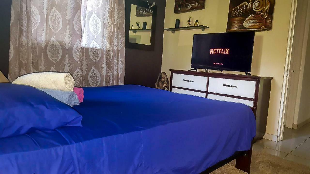 Villa Strelitzia Кабарете Екстериор снимка