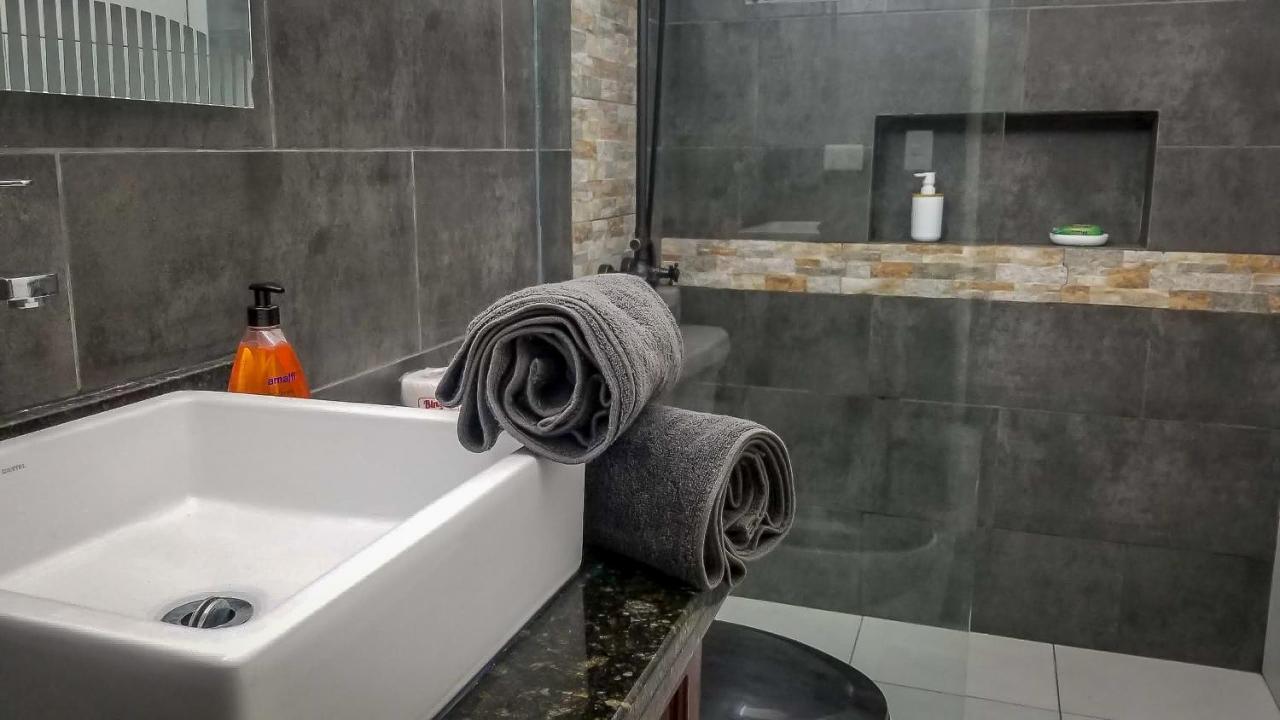 Villa Strelitzia Кабарете Екстериор снимка